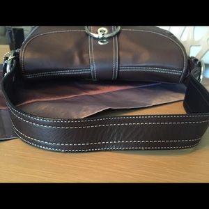 NEW COACH BAG WITH WHITE STITCHING